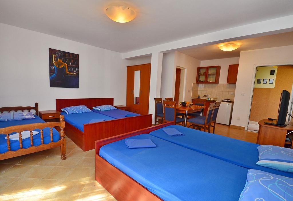 Apartments Scorpio Котор Стая снимка